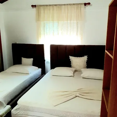 Geniguesthouse